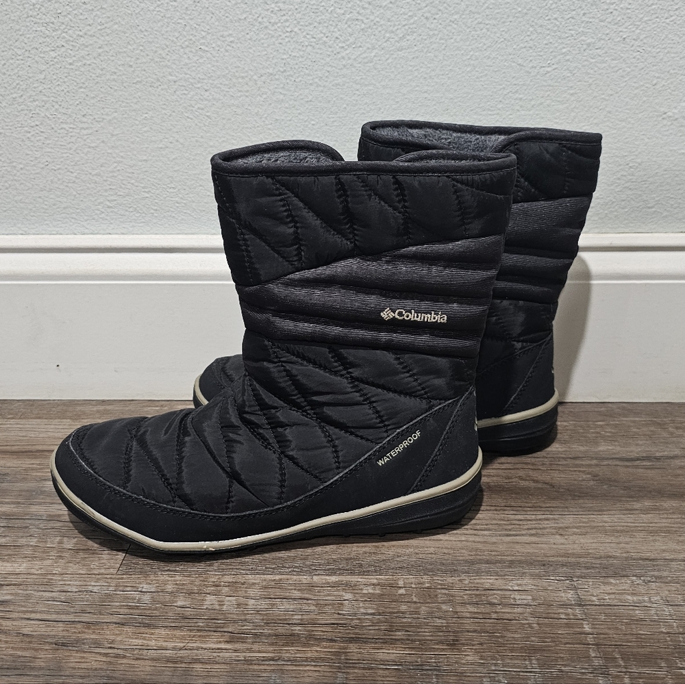 Columbia Black Quilted Winter Boots